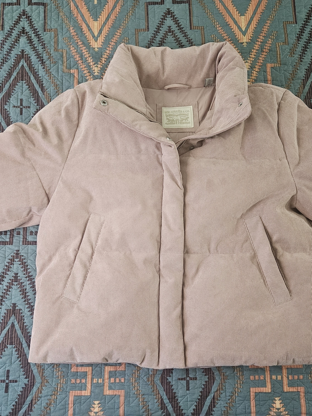 Levi's Women's Blush Corduroy Puffer Jacket